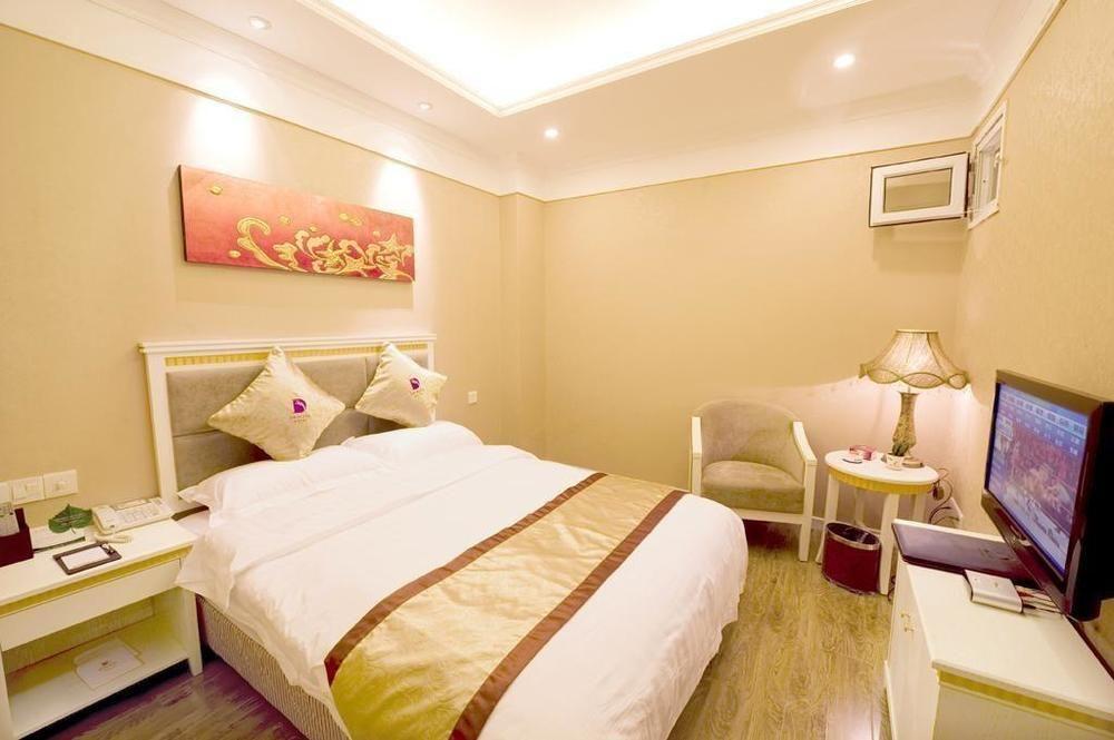Dragon Hotel Chongqing Exterior foto